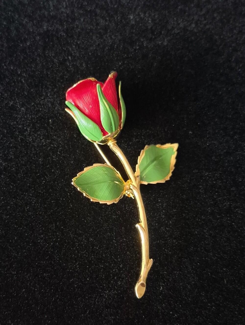 Beautiful Vintage Rose Pin / Brooch Gold Red & Green Enamel